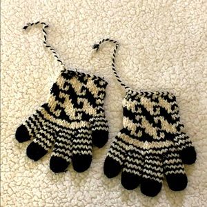 Knit Gloves